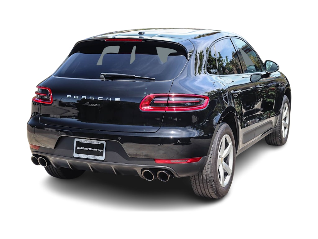 Thumbnail: 2018 Porsche Macan - 18