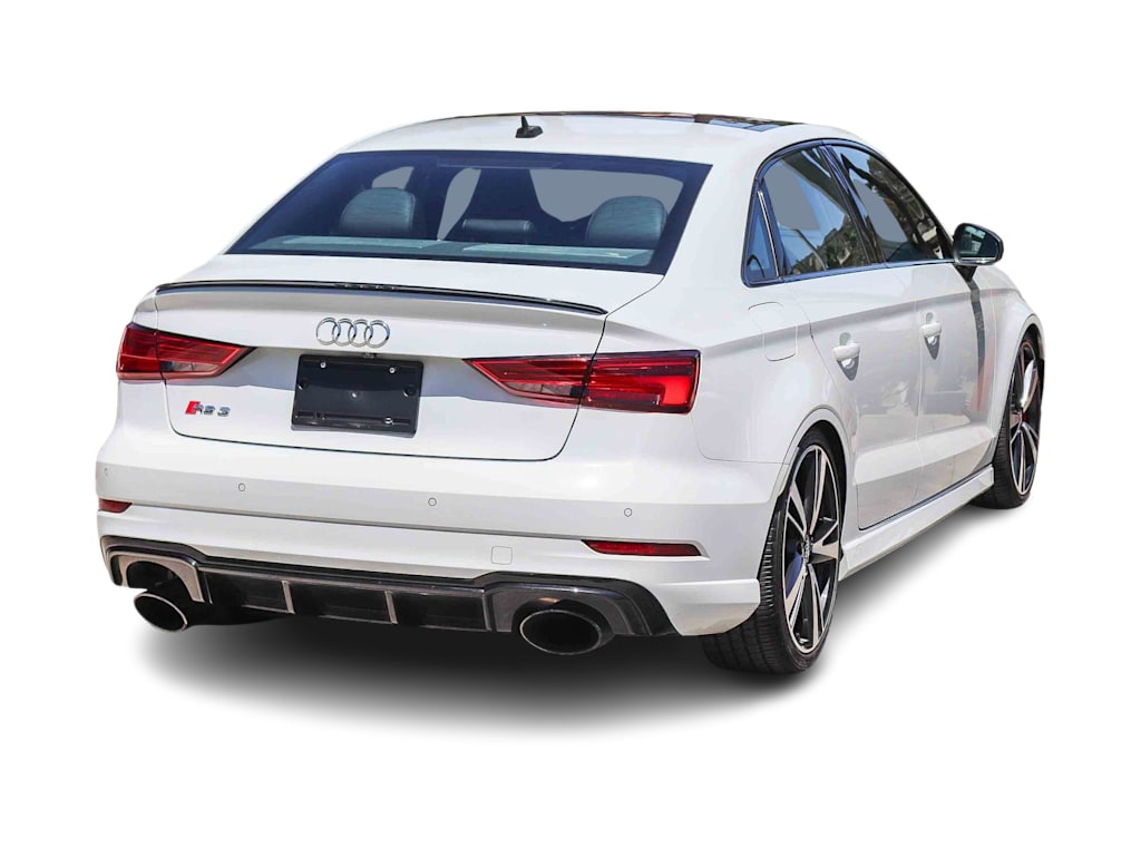 Thumbnail: 2019 Audi RS 3 - 17