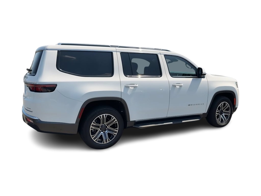 Thumbnail: 2022 Jeep Wagoneer - 23