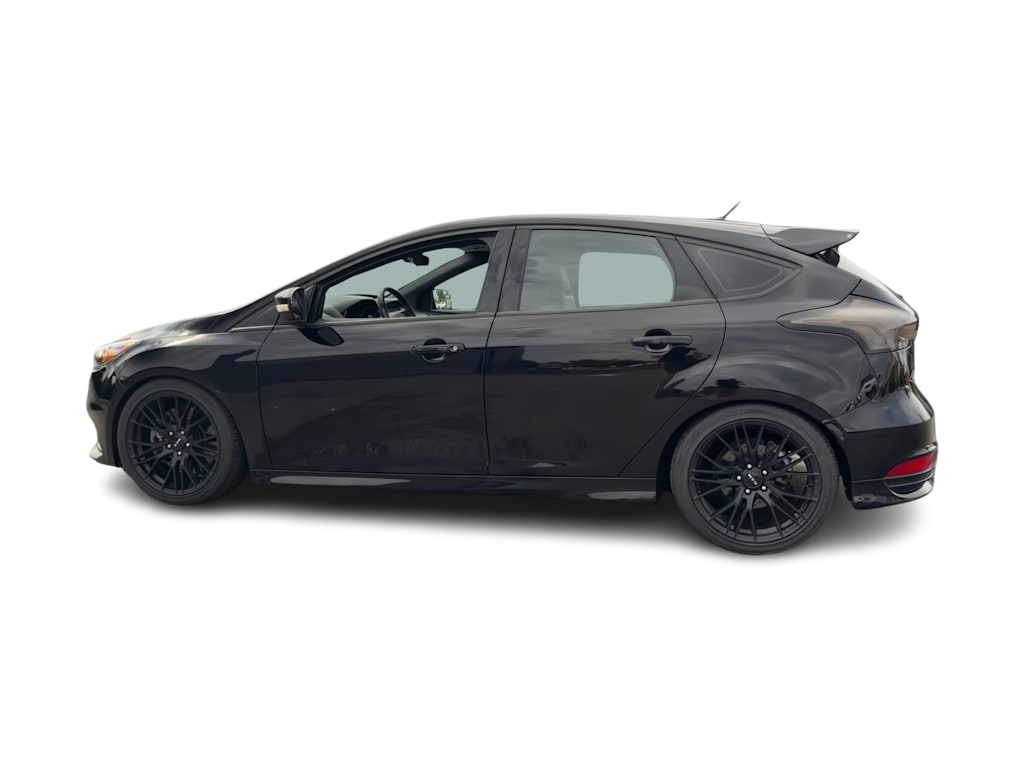 Thumbnail: 2018 Ford Focus - 20