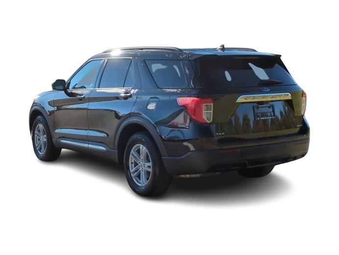 2022 Ford Explorer XLT 4