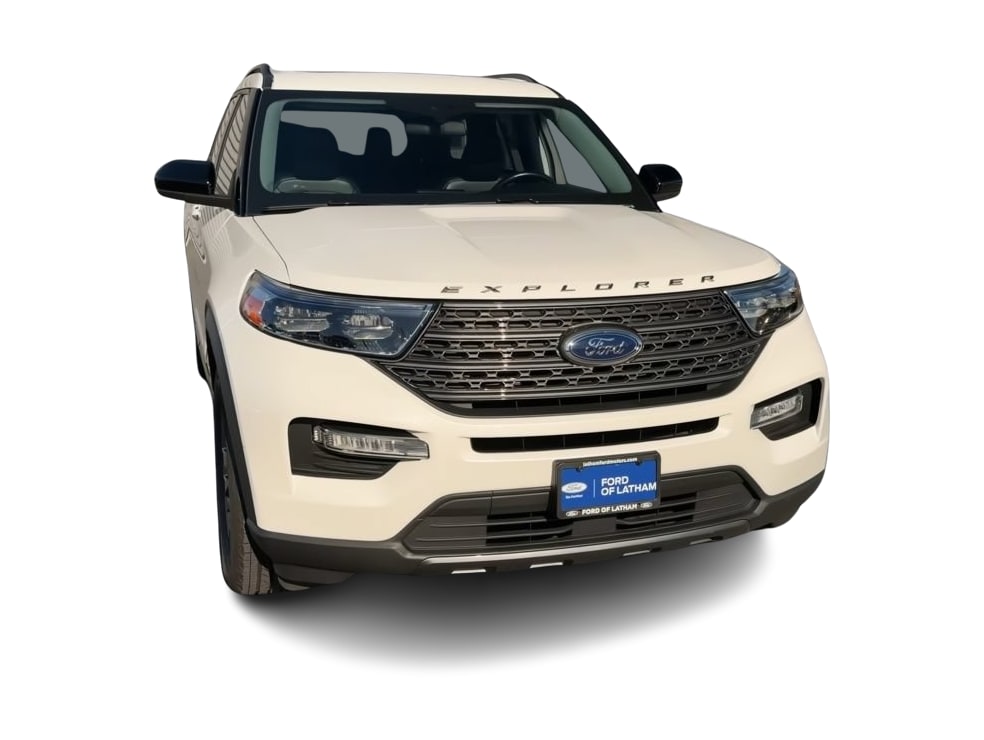 Thumbnail: 2022 Ford Explorer - 4