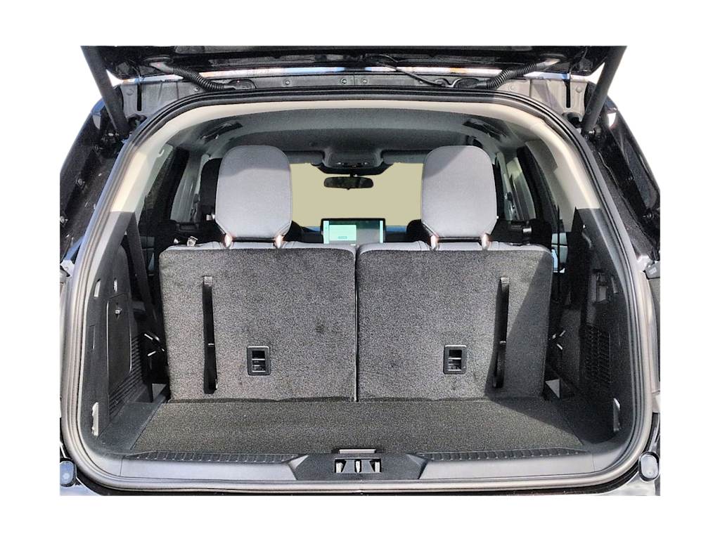 Thumbnail: 2026 Ford Explorer - 17