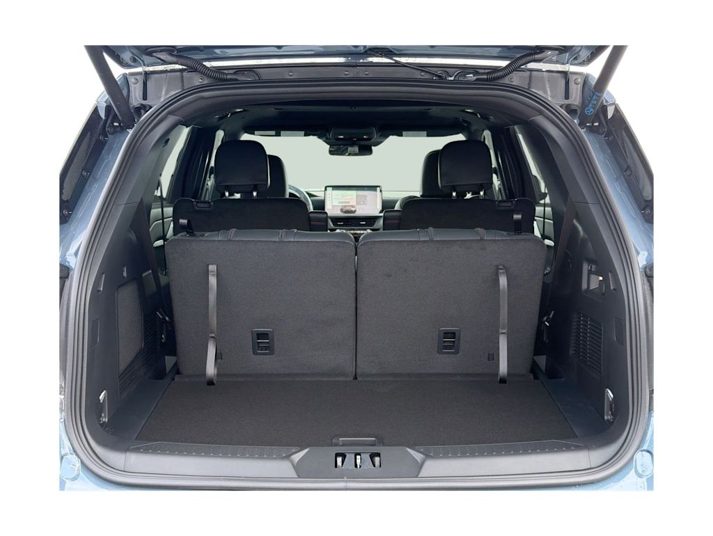 Thumbnail: 2026 Ford Explorer - 13