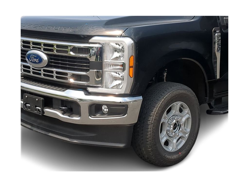 Thumbnail: 2025 Ford F-250 - 25