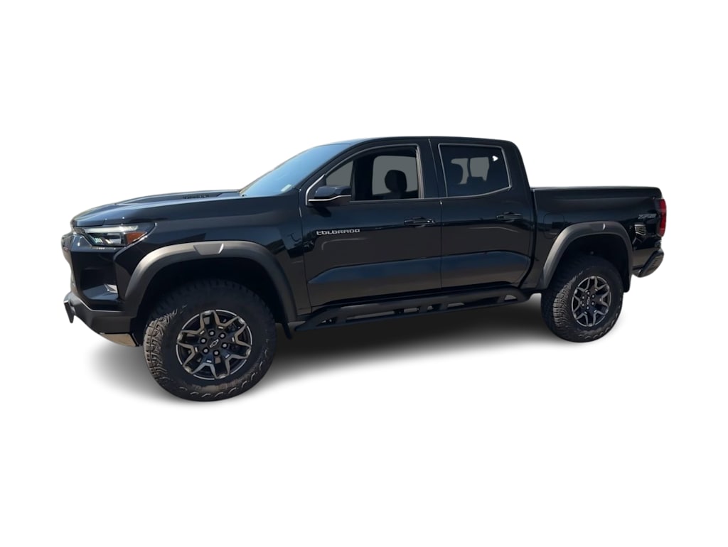 Thumbnail: 2025 Chevrolet Colorado - 3