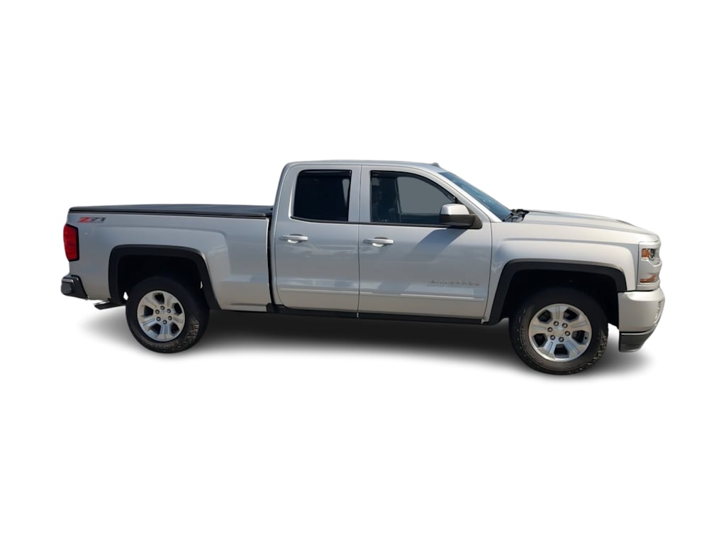 Thumbnail: 2017 Chevrolet Silverado 1500 - 22
