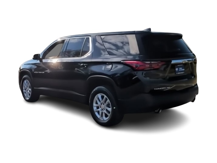 Thumbnail: 2023 Chevrolet Traverse - 4