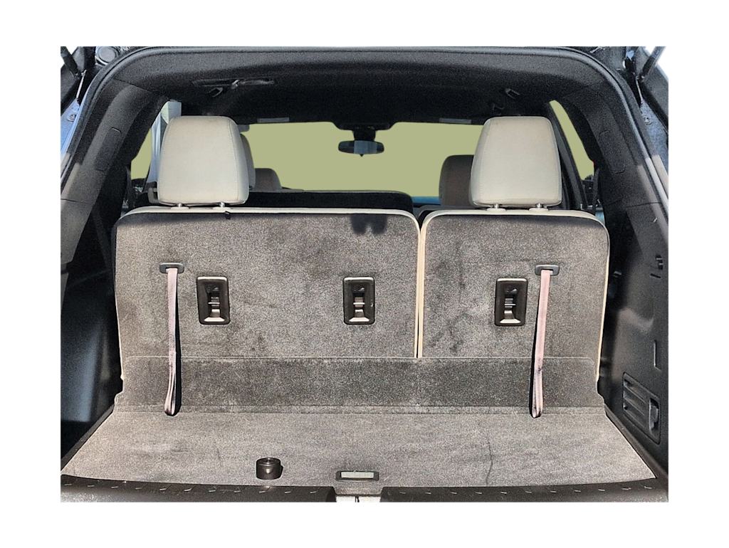 Thumbnail: 2023 Chevrolet Traverse - 16