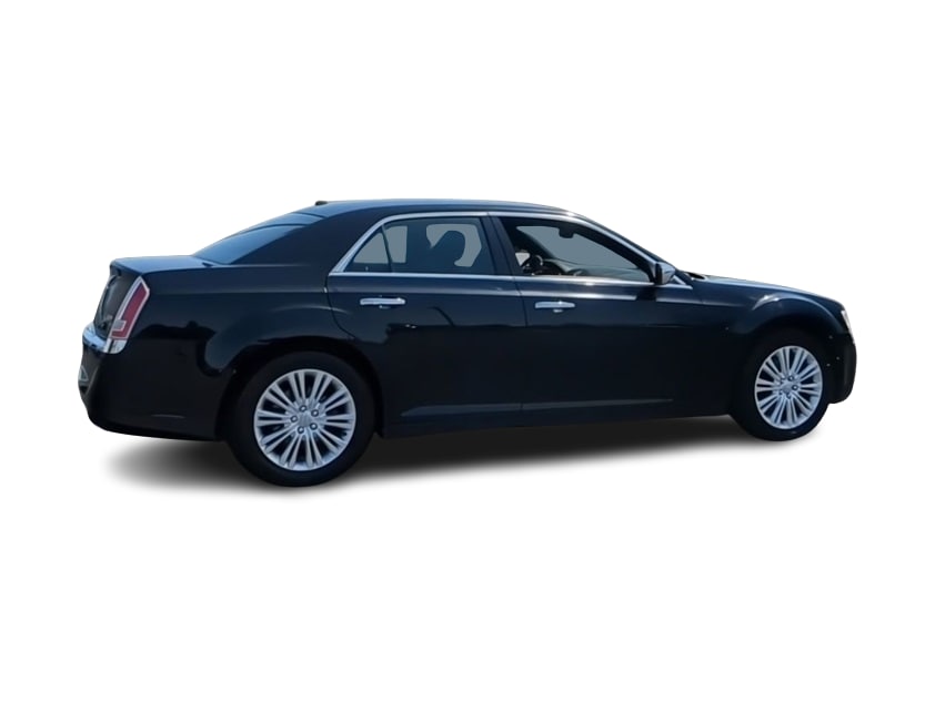 2014 Chrysler 300 C 22