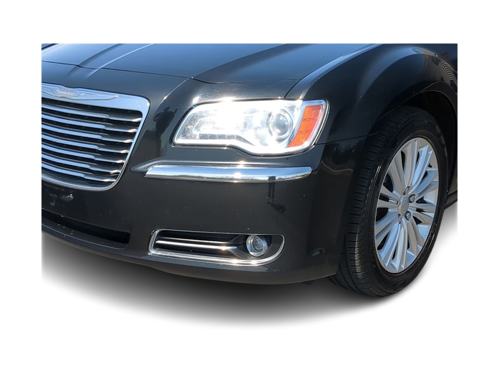2014 Chrysler 300 C 23