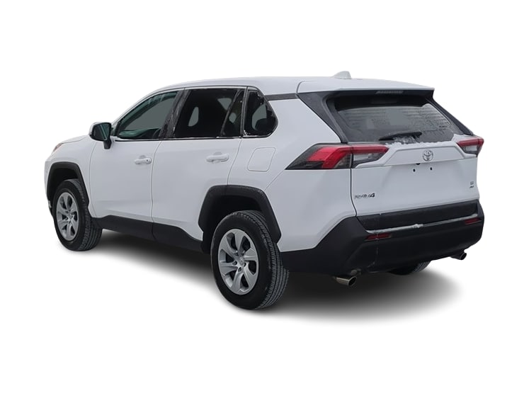 2022 Toyota RAV4 LE 4