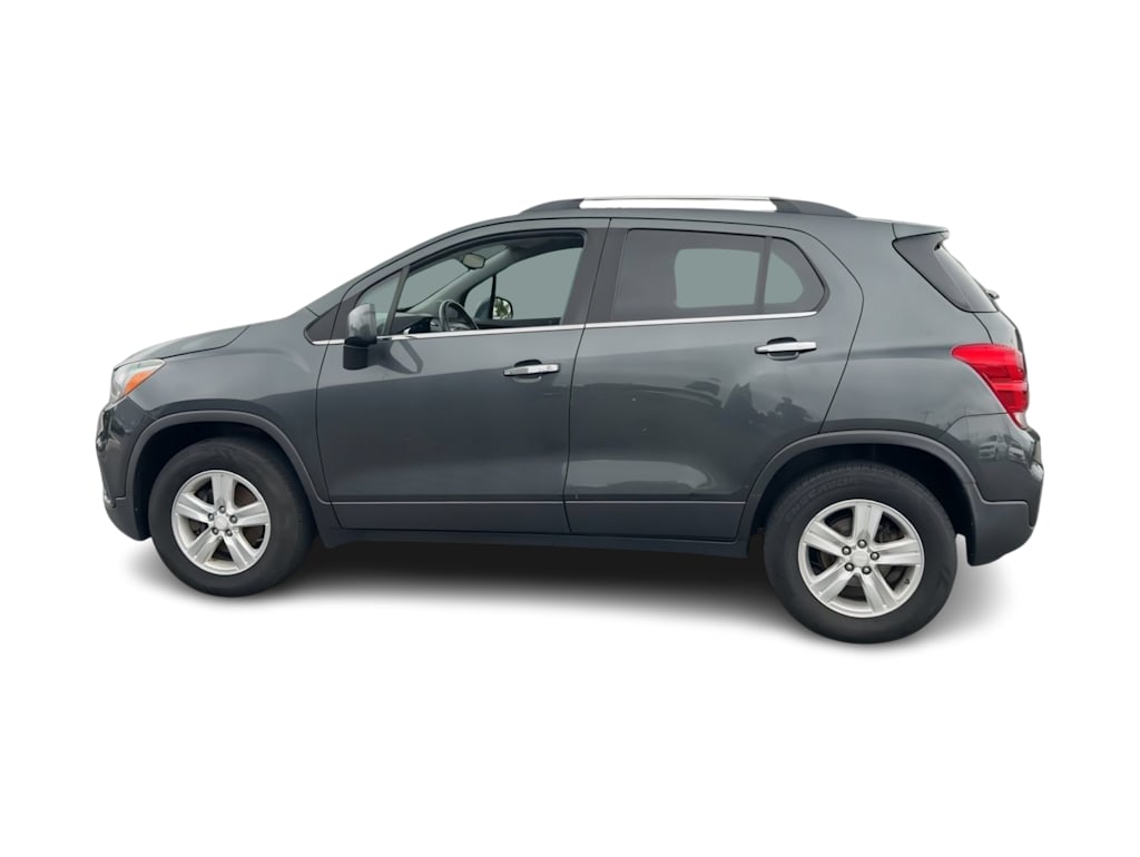 Thumbnail: 2017 Chevrolet Trax - 22