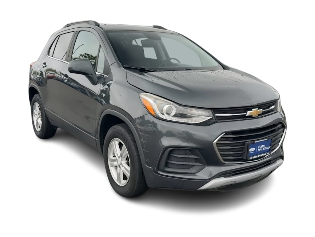 Thumbnail: 2017 Chevrolet Trax - 21