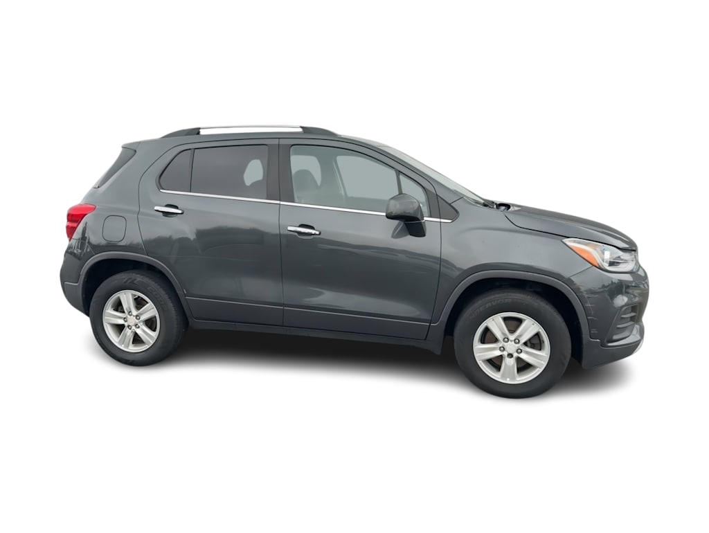 Thumbnail: 2017 Chevrolet Trax - 24
