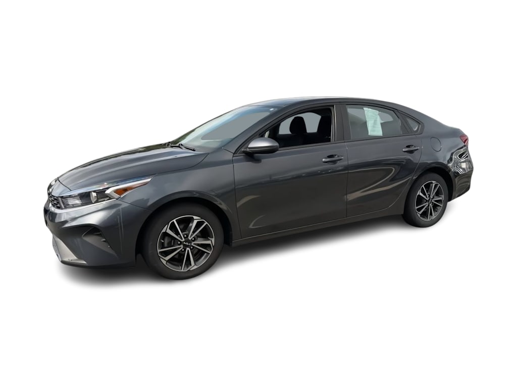 Thumbnail: 2023 Kia Forte - 3