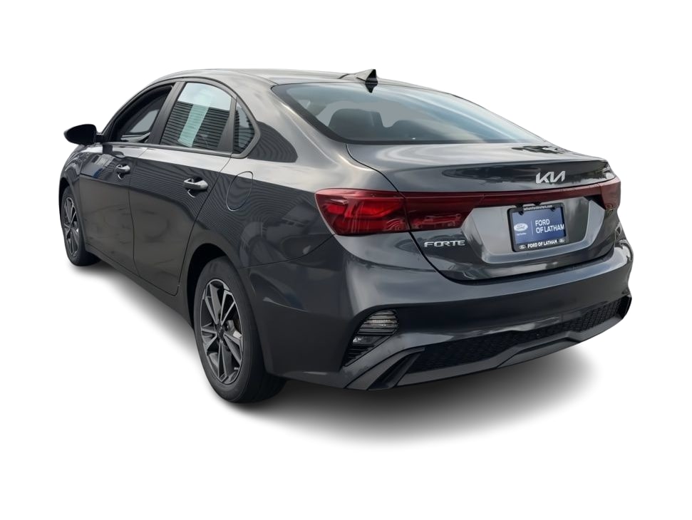 Thumbnail: 2023 Kia Forte - 4