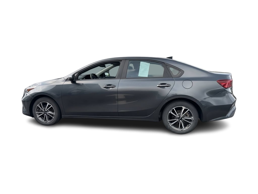Thumbnail: 2023 Kia Forte - 20
