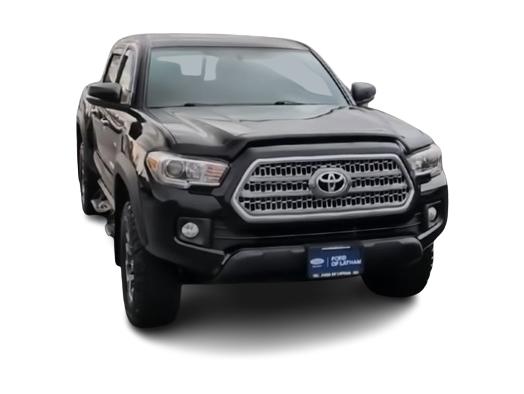 Thumbnail: 2017 Toyota Tacoma - 5