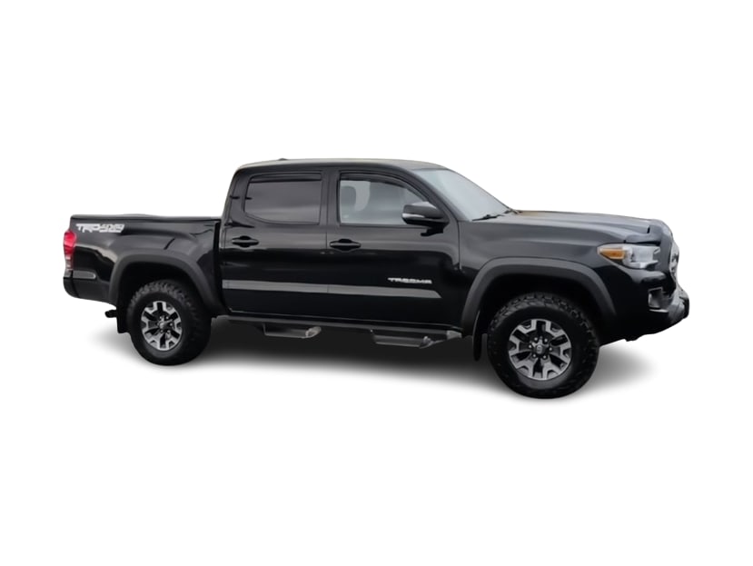 Thumbnail: 2017 Toyota Tacoma - 23
