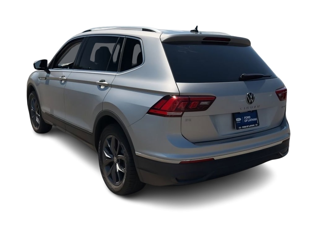 Thumbnail: 2024 Volkswagen Tiguan - 4