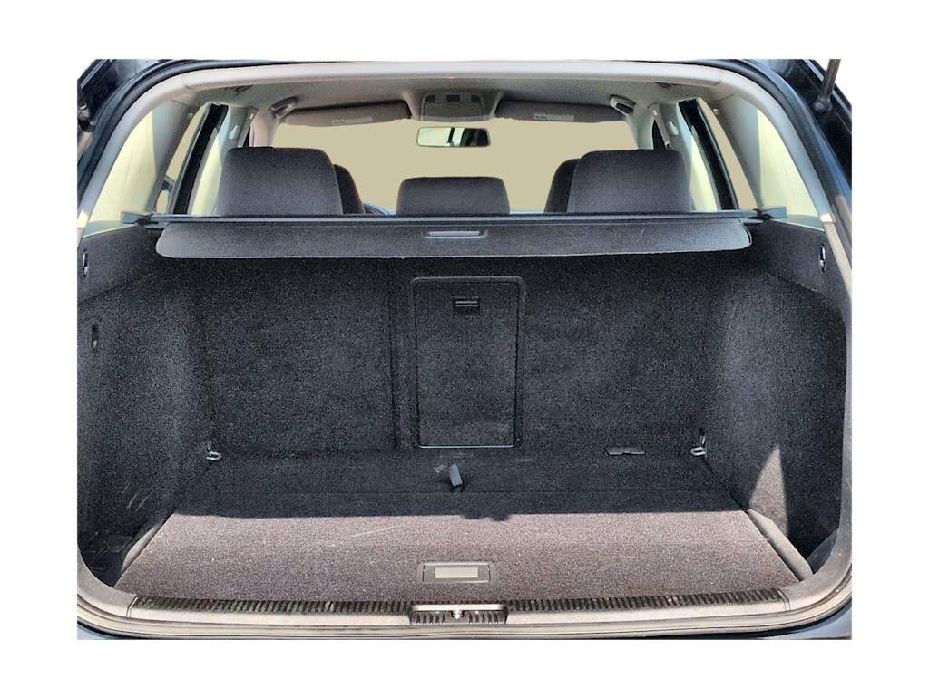 Thumbnail: 2014 Volkswagen Jetta - 17
