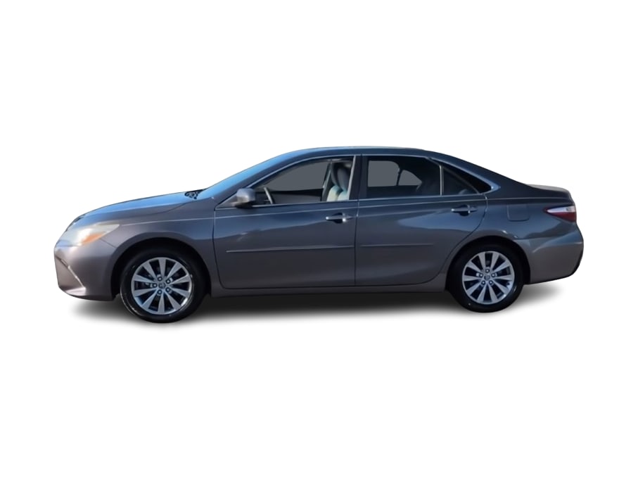 Thumbnail: 2016 Toyota Camry - 3