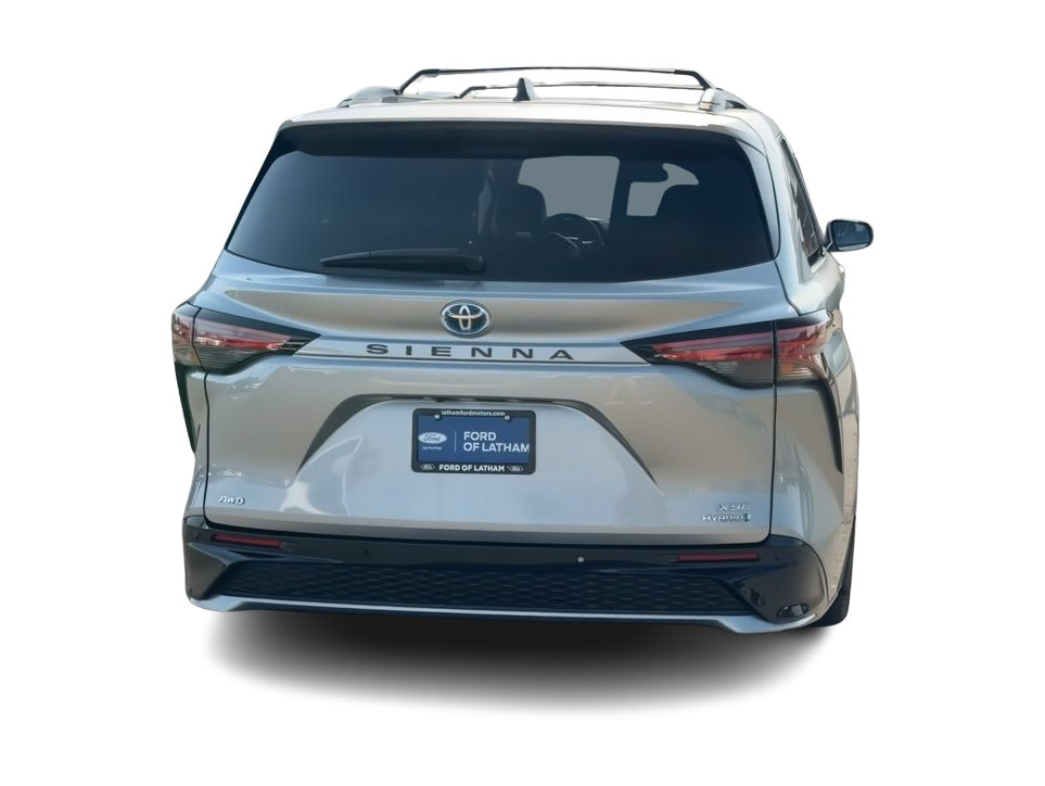 Thumbnail: 2022 Toyota Sienna - 22