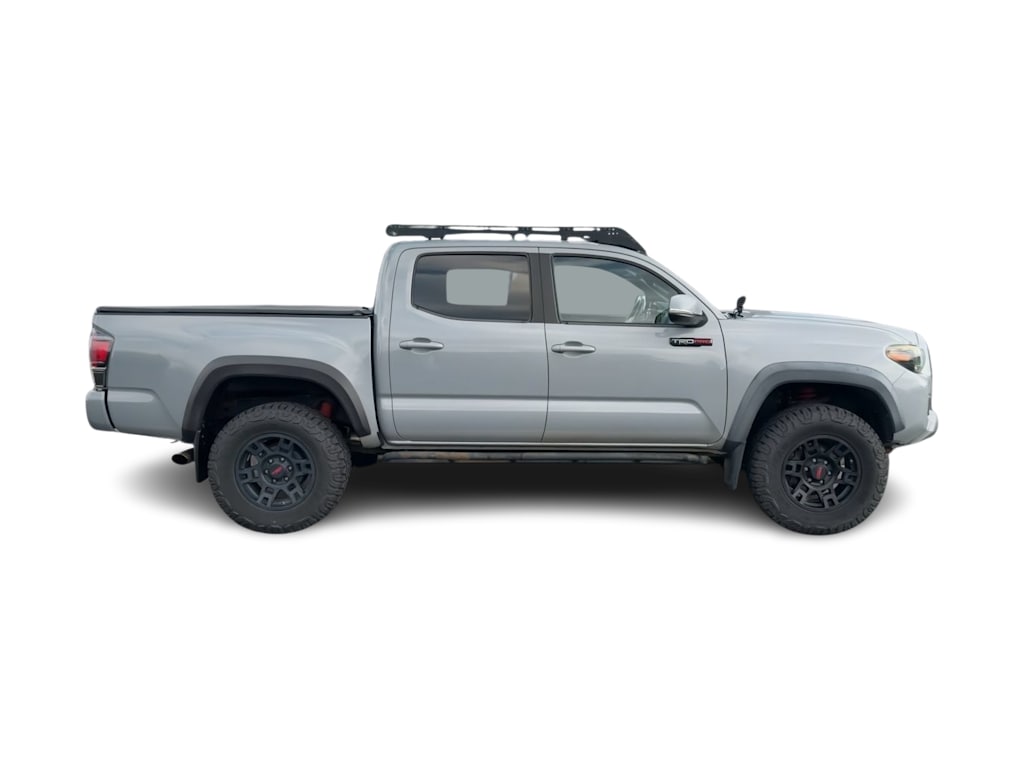 Thumbnail: 2017 Toyota Tacoma - 19