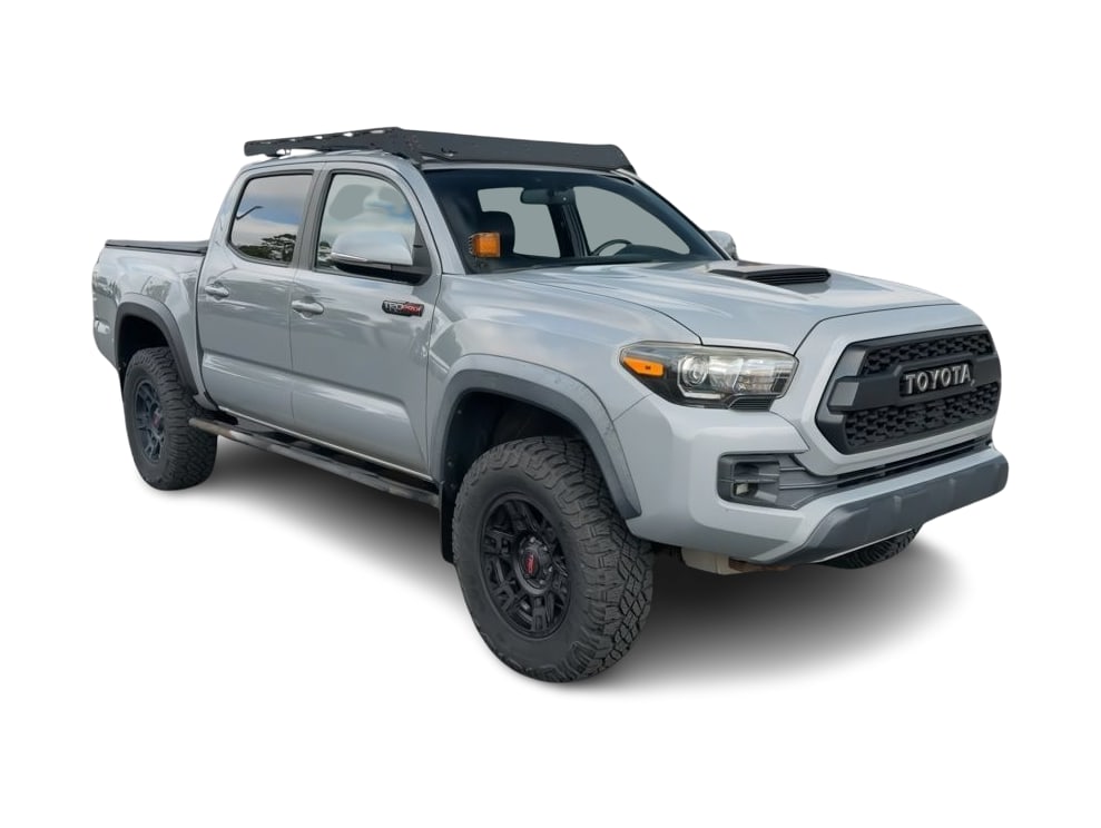 Thumbnail: 2017 Toyota Tacoma - 20