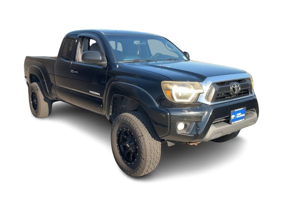 Thumbnail: 2012 Toyota Tacoma - 17