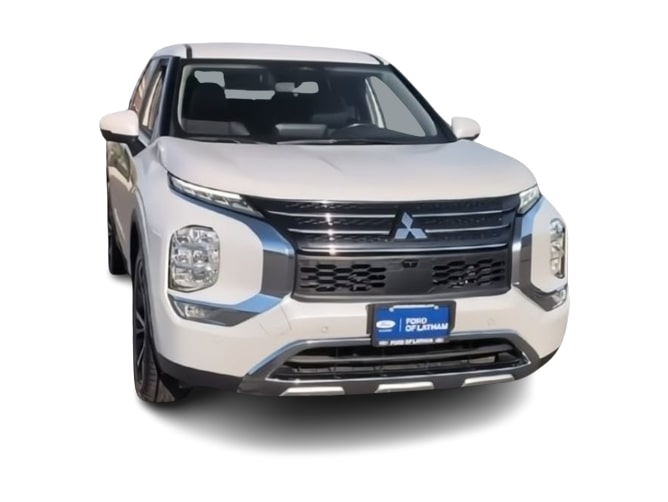 Thumbnail: 2023 Mitsubishi Outlander - 5