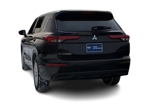 2022 Mitsubishi Outlander ES 21