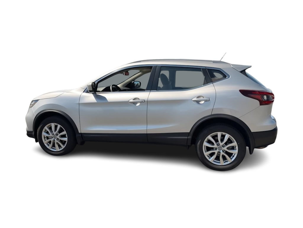 Thumbnail: 2022 Nissan Rogue Sport - 2