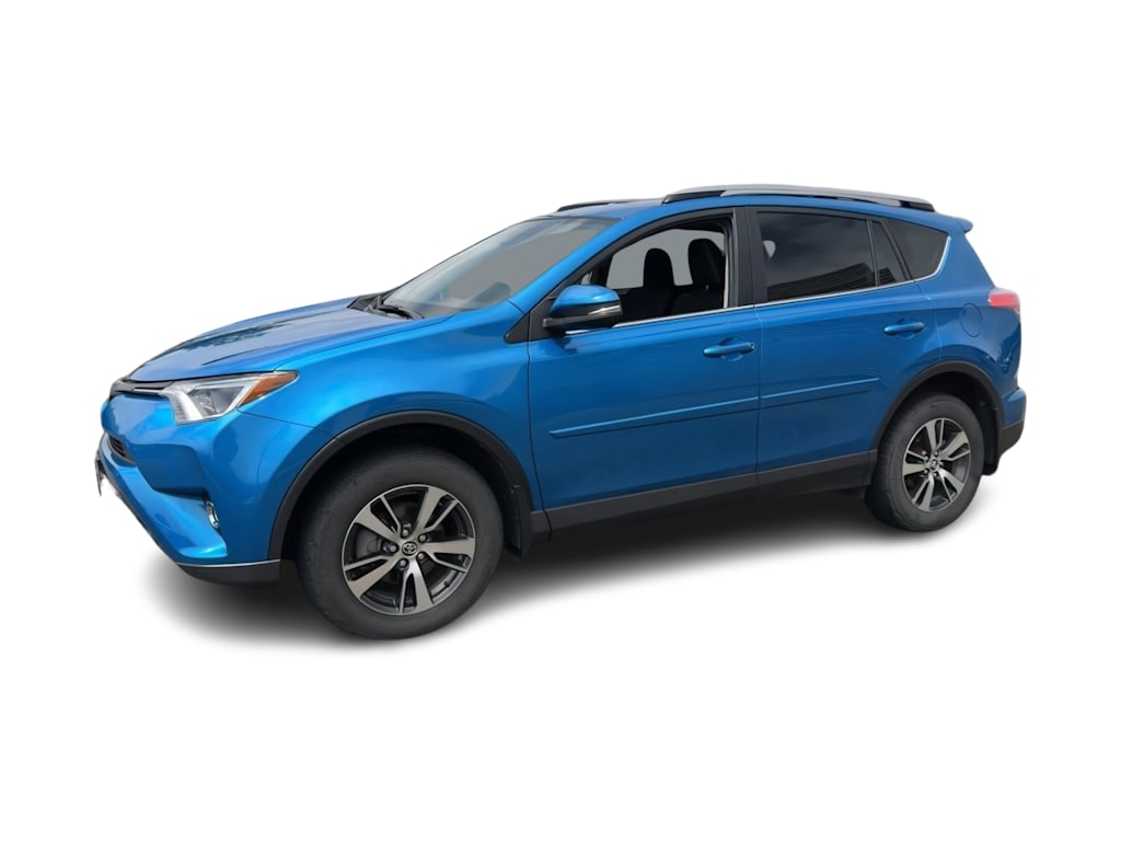 Thumbnail: 2017 Toyota RAV4 - 3