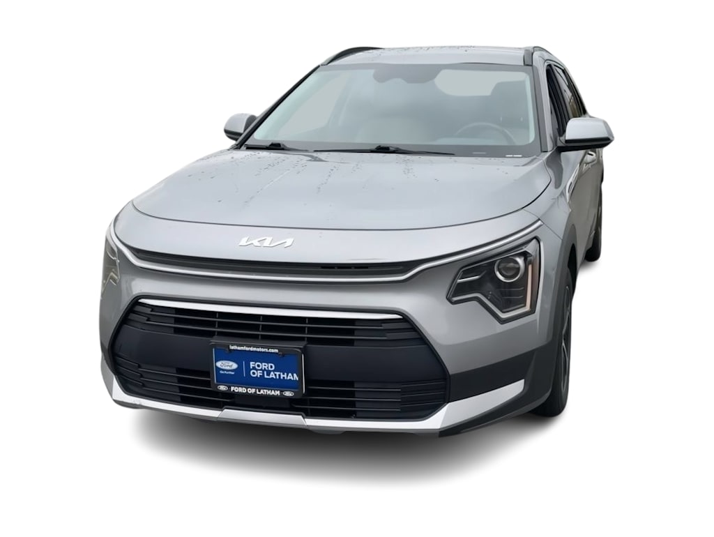 Thumbnail: 2023 Kia Niro - 6