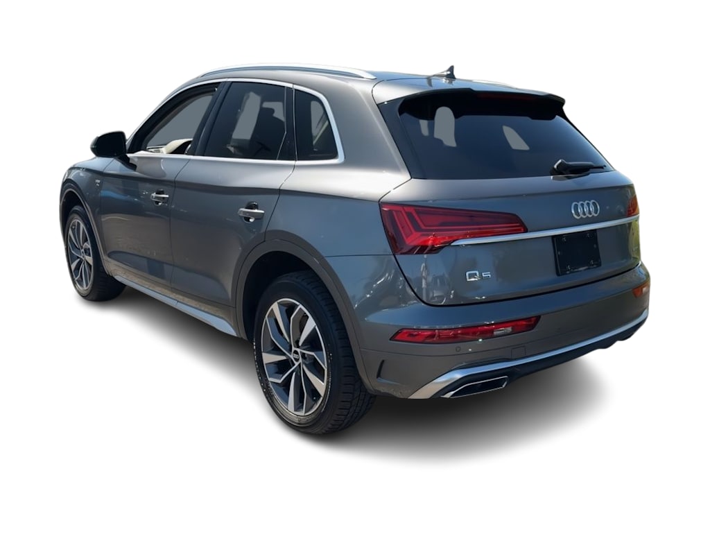 Thumbnail: 2023 Audi Q5 - 4