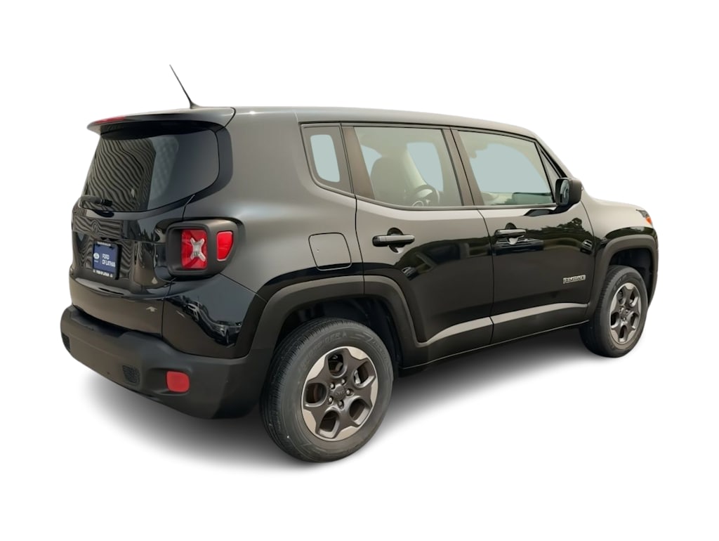 Thumbnail: 2016 Jeep Renegade - 23