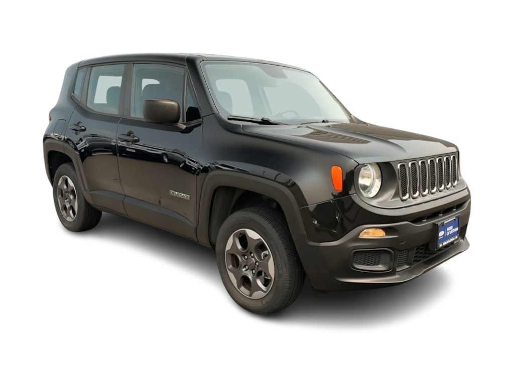 Thumbnail: 2016 Jeep Renegade - 20