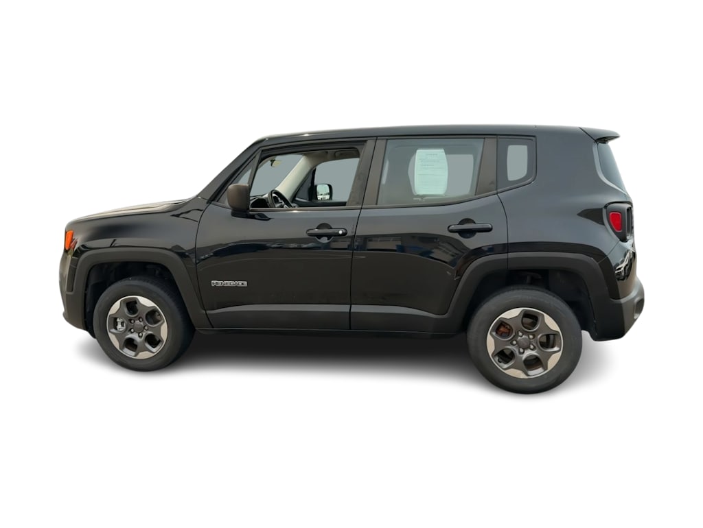 Thumbnail: 2016 Jeep Renegade - 3
