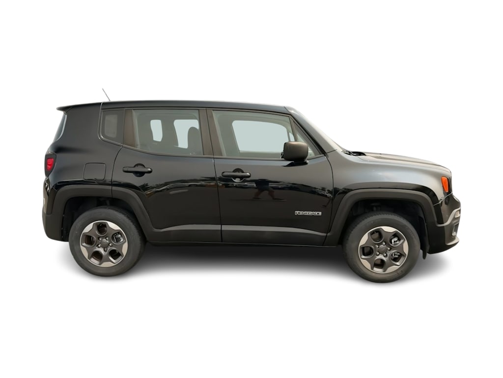 Thumbnail: 2016 Jeep Renegade - 24