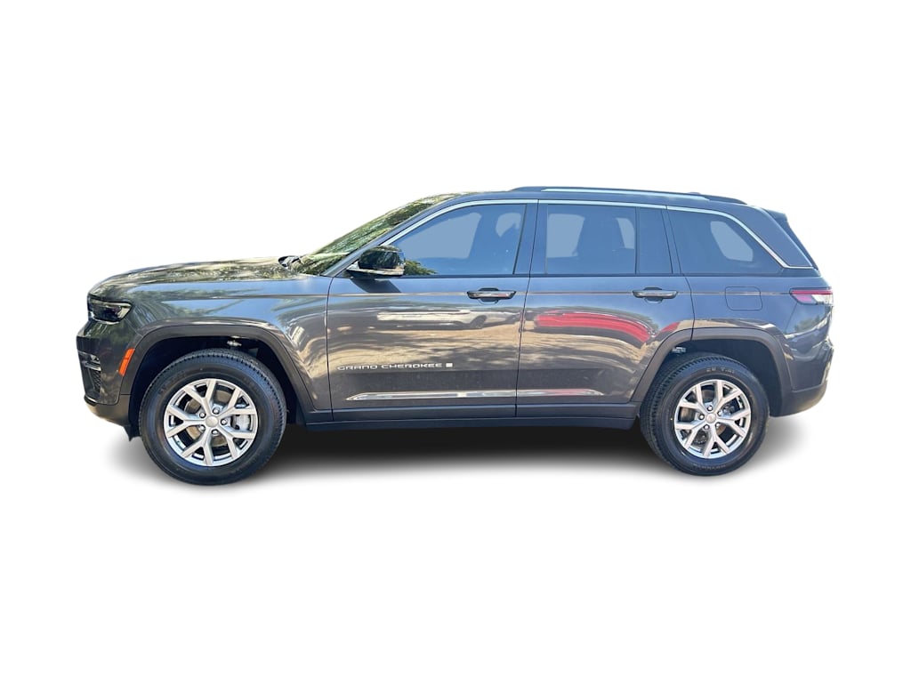 Thumbnail: 2022 Jeep Grand Cherokee - 3