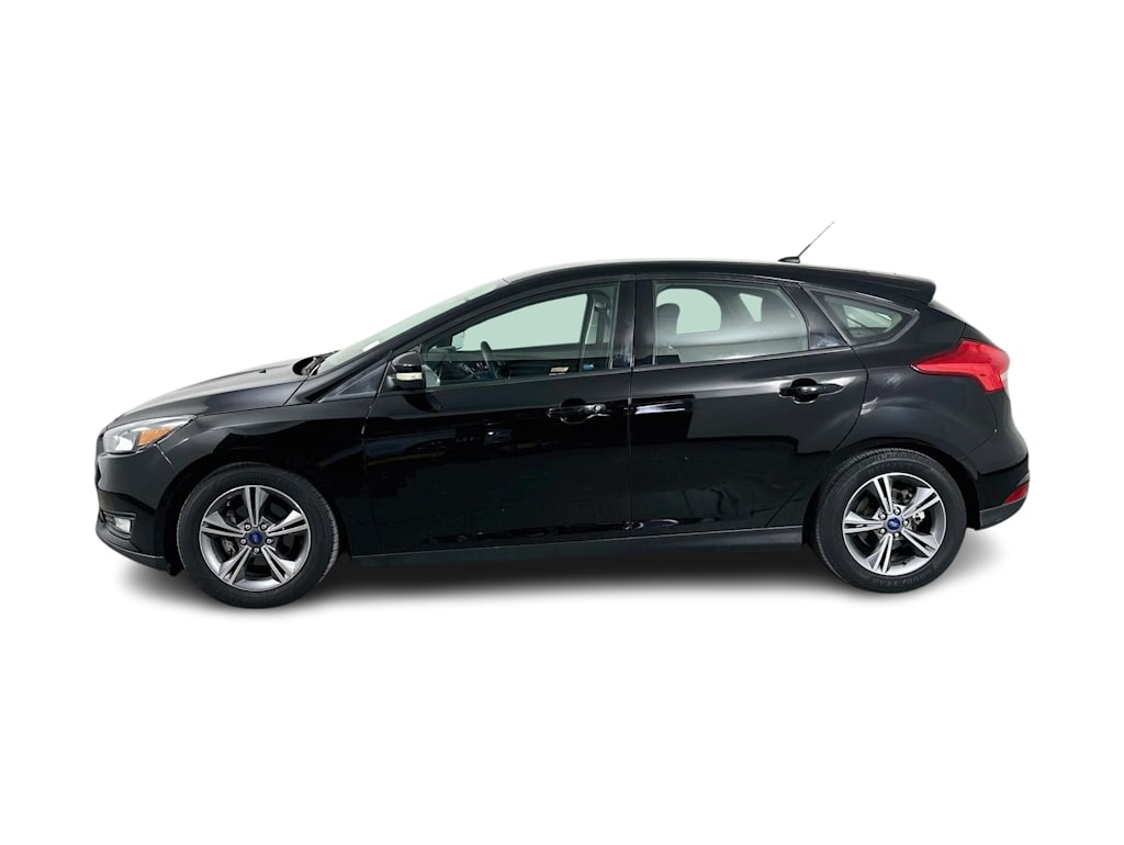 Thumbnail: 2016 Ford Focus - 3