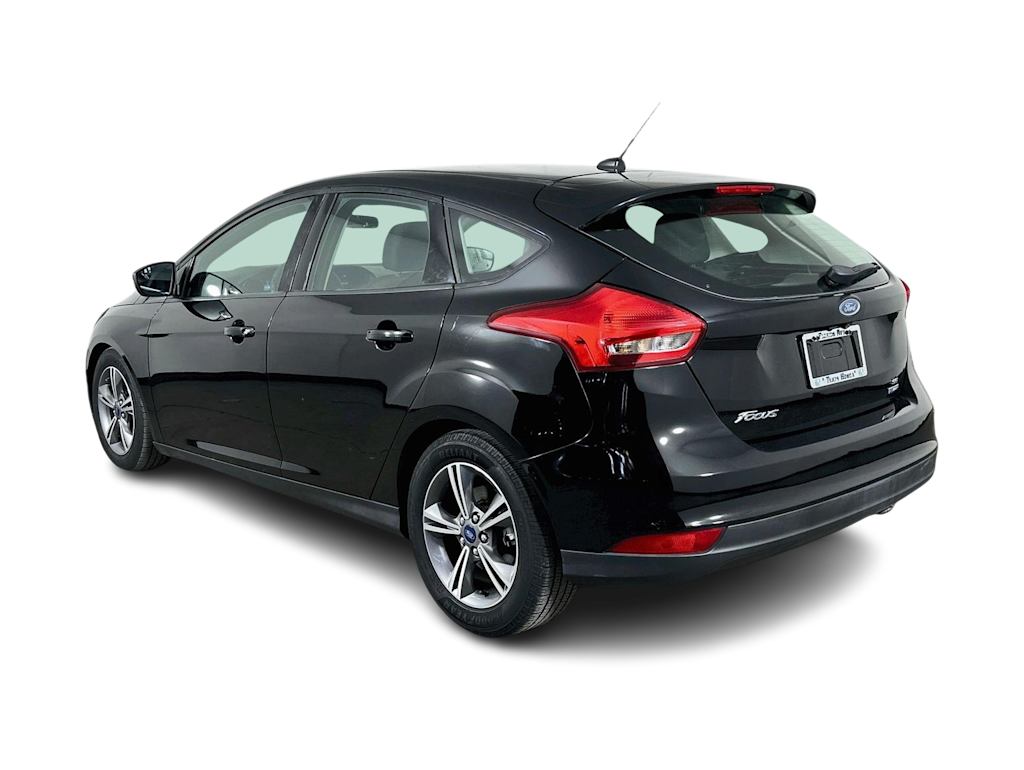 Thumbnail: 2016 Ford Focus - 4
