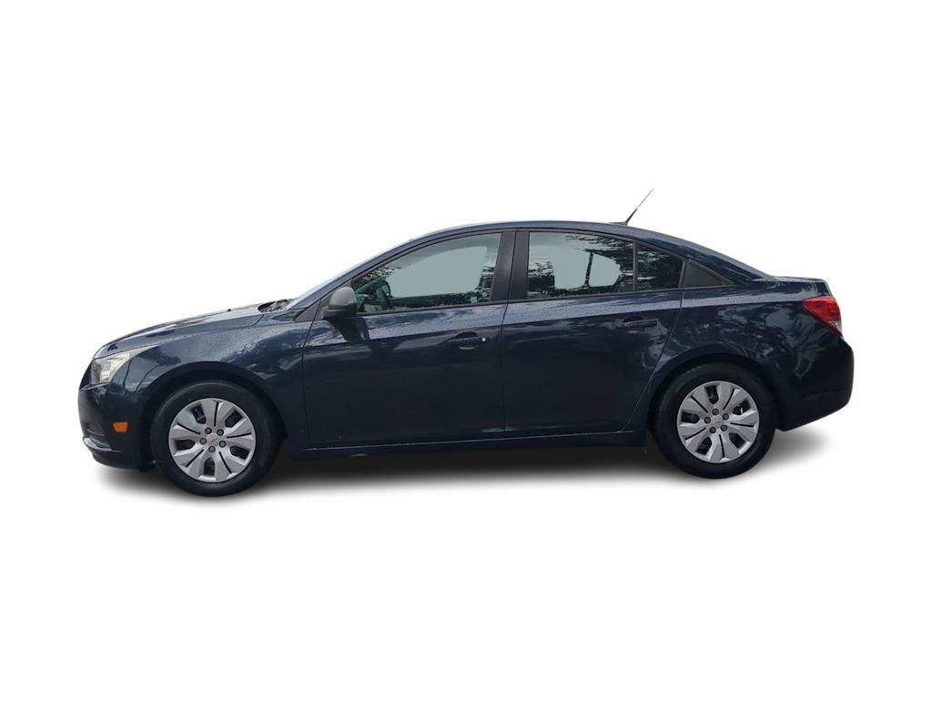Thumbnail: 2014 Chevrolet Cruze - 3