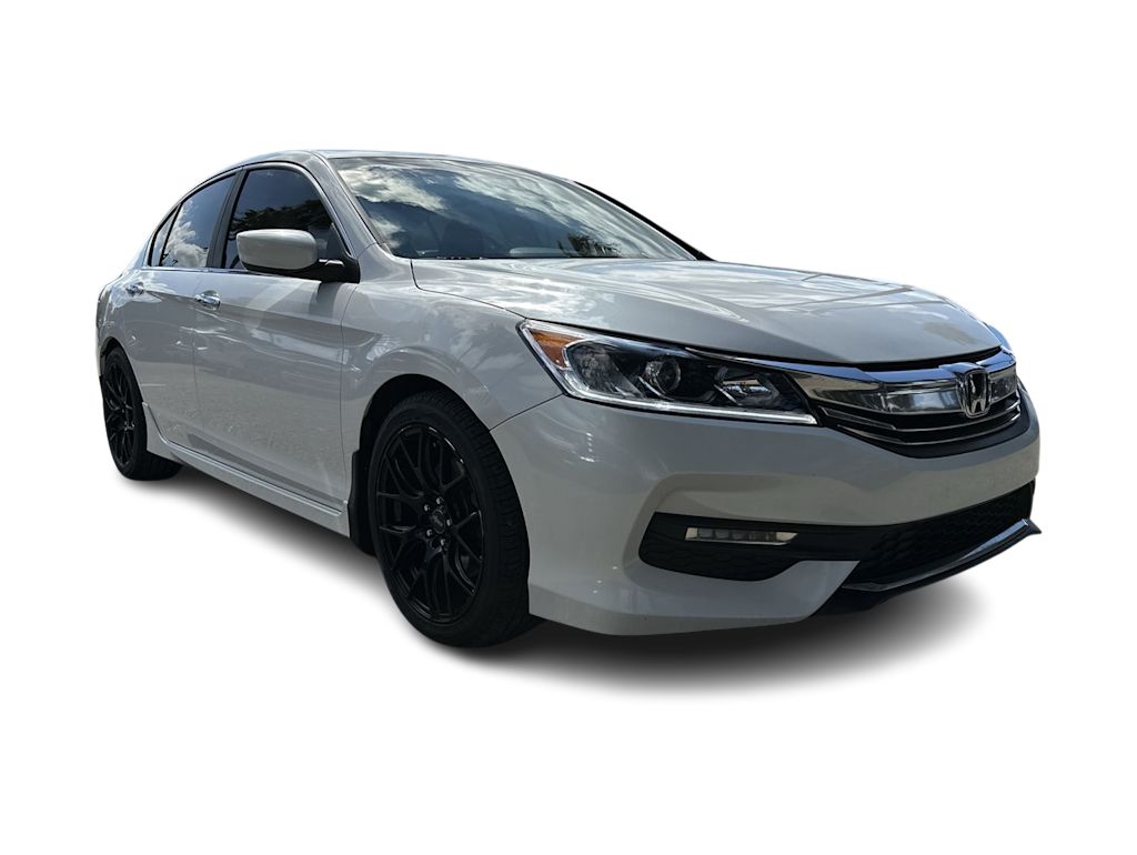 Thumbnail: 2017 Honda Accord - 19