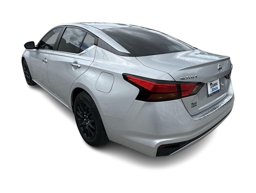 Thumbnail: 2020 Nissan Altima - 3