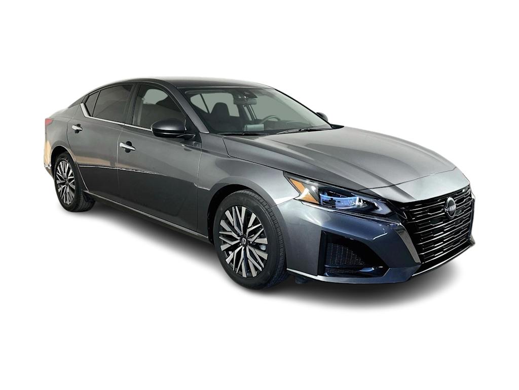 Thumbnail: 2025 Nissan Altima - 23