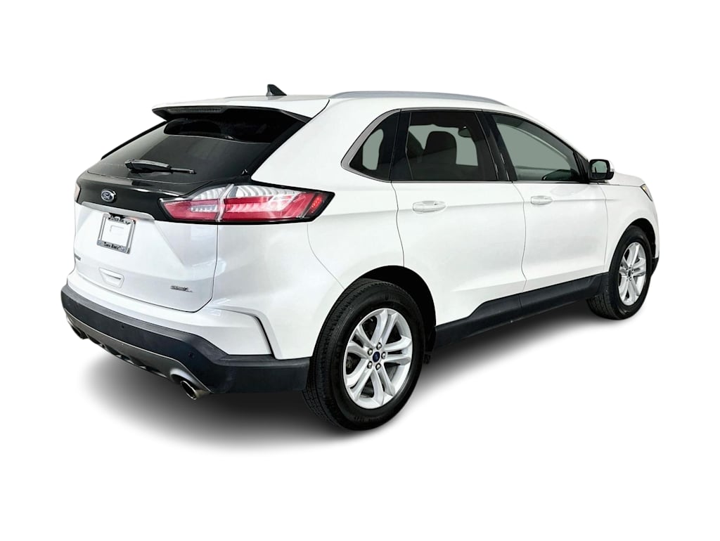Thumbnail: 2020 Ford Edge - 26