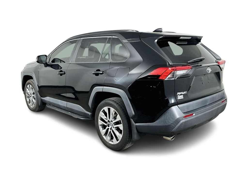 Thumbnail: 2022 Toyota RAV4 - 4